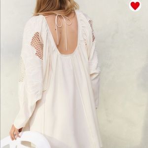 NWOT H&M BEIGE SHORT VOLUMINOUS DRESS W MESH SLEEVES